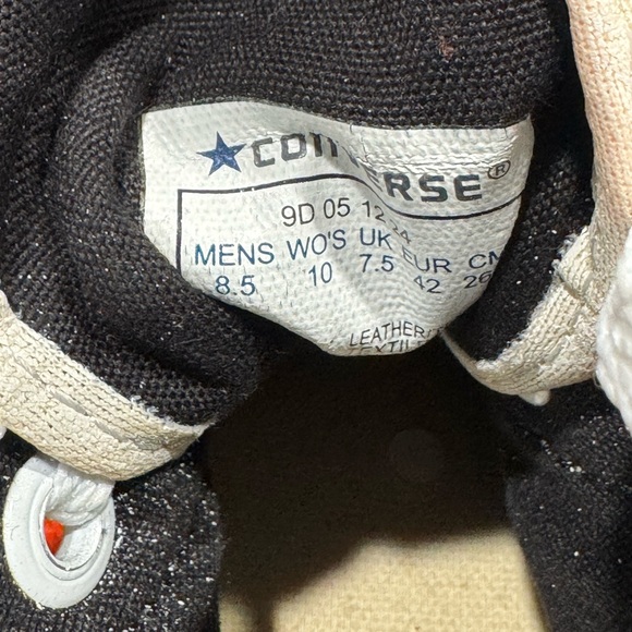 Converse Street Hockey Reissue Women’s size 10. Men’s size 8.5 - Picture 12 of 12